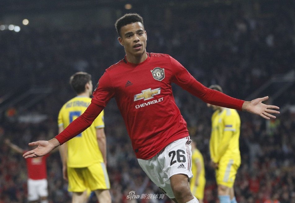 这使得他在 这使得他在