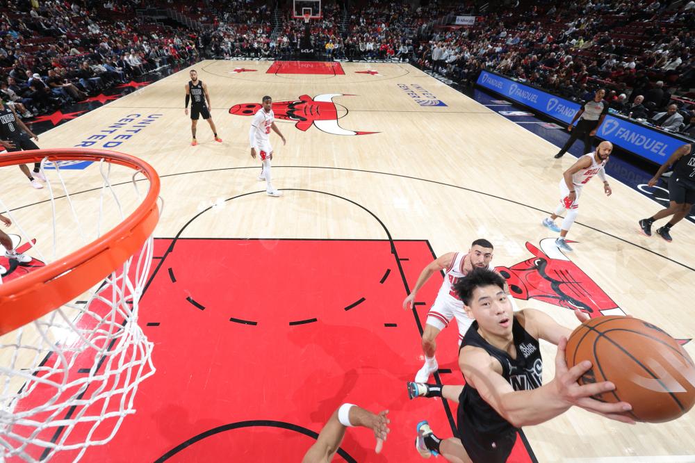 直击孙杨摘银：赛前打封闭,预赛决赛两次鞠躬｜封面头条__财....